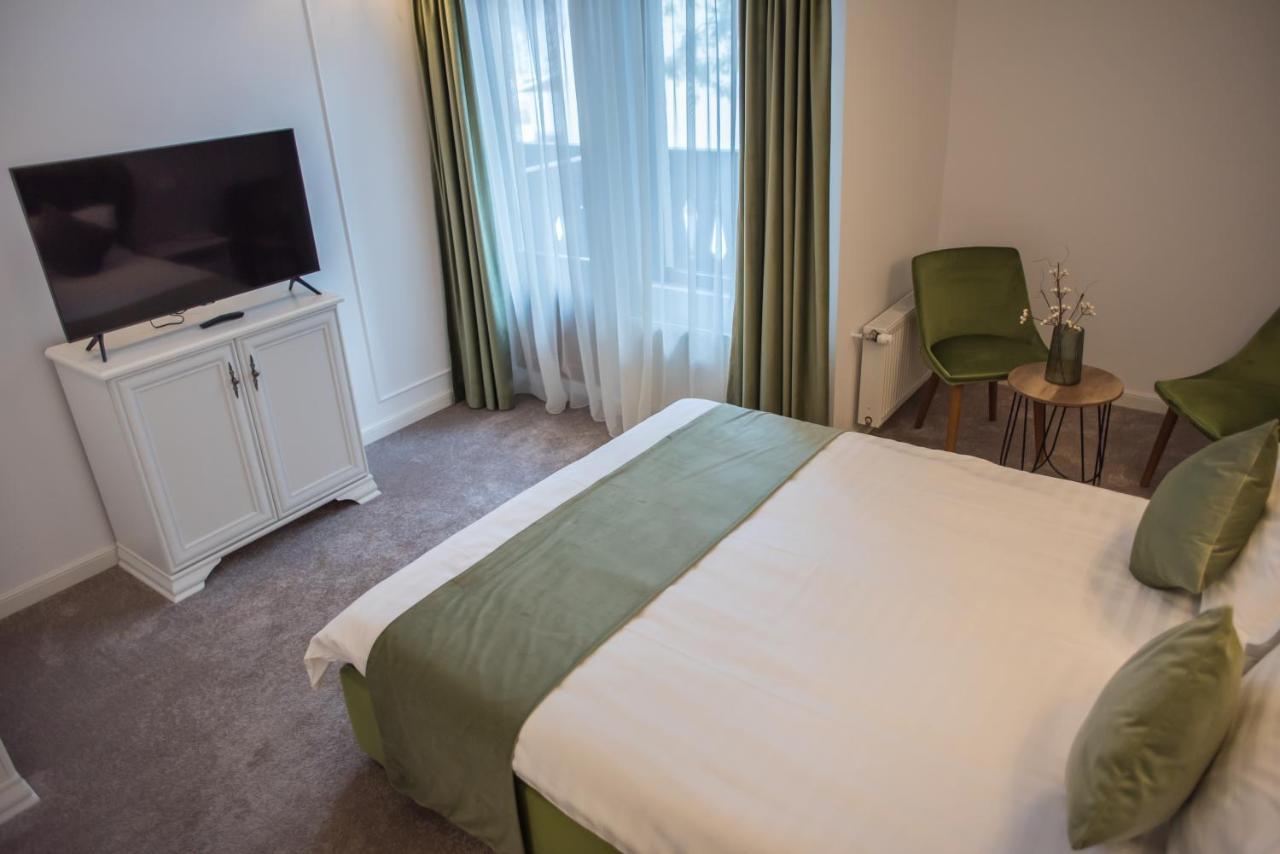 Boga Rooms Sinaia Exterior foto